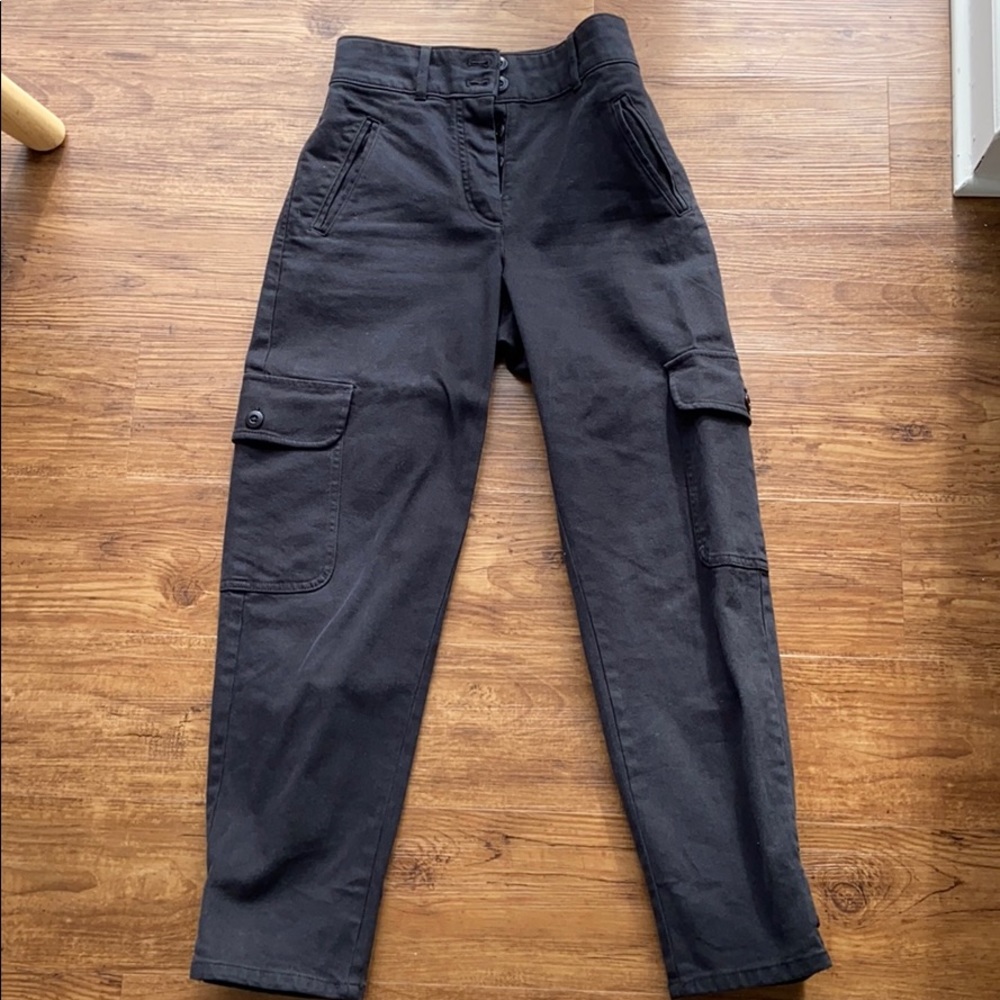 Aritzia Cargo Pants